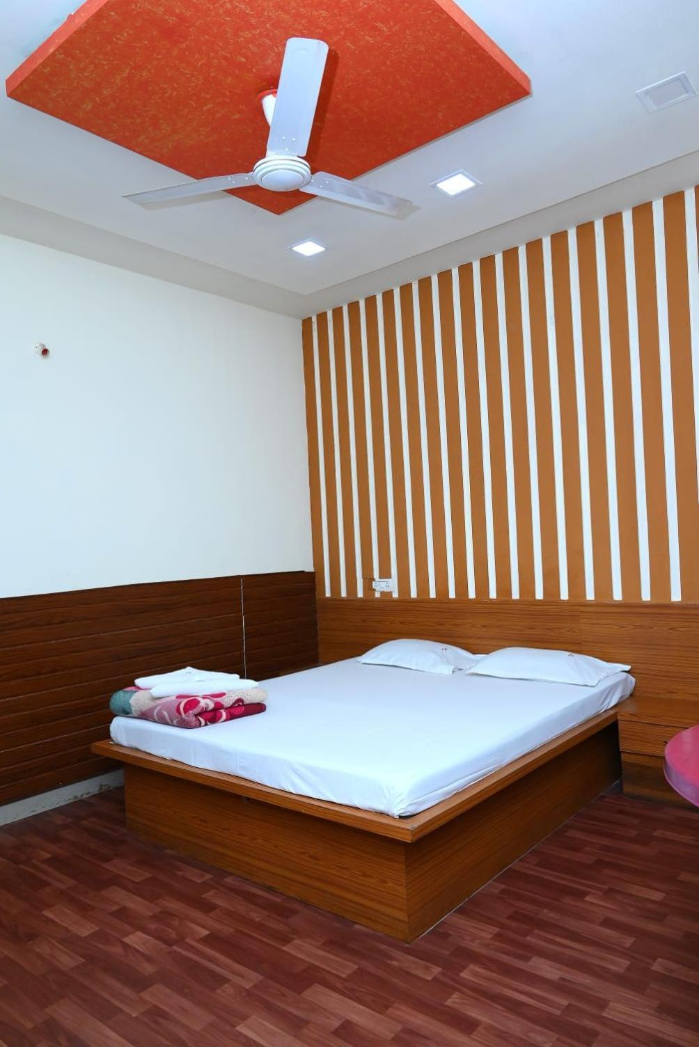 P P Lodging Mangvadi المظهر الخارجي الصورة
