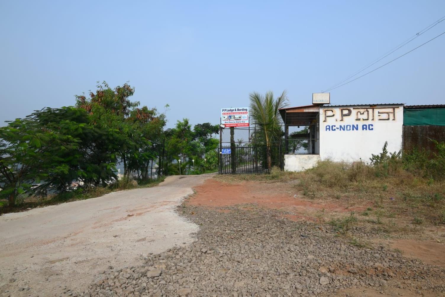 P P Lodging Mangvadi المظهر الخارجي الصورة