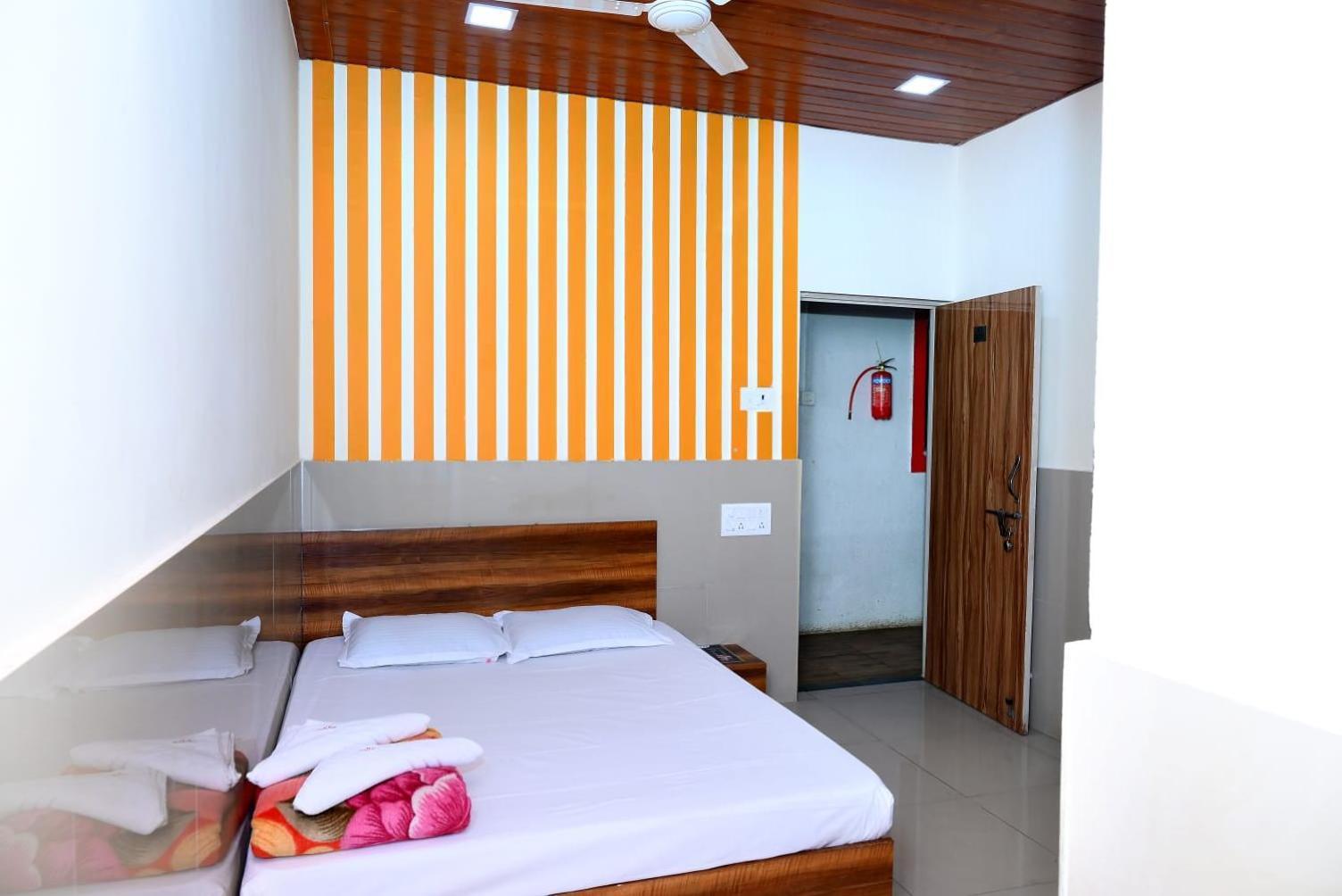 P P Lodging Mangvadi المظهر الخارجي الصورة